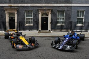 UK PM Starmer welcomes F1 community to Downing Street