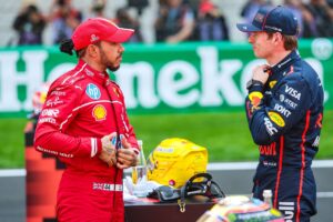 I would recommend Mercedes F1 switch to Verstappen