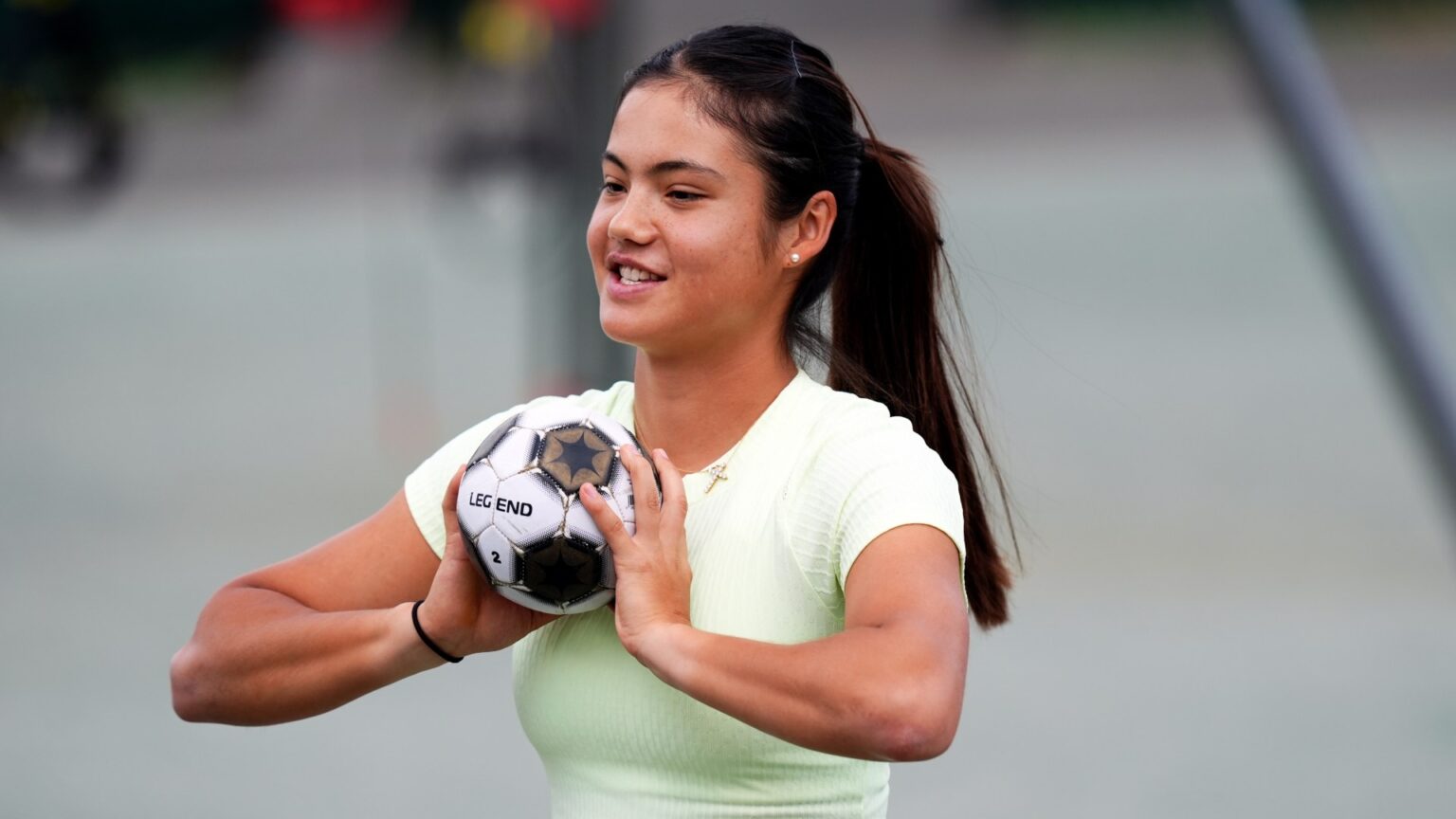 Emma Raducanu turns up to watch men’s world number one in Wimbledon practise amid Carlos Alcaraz romance rumours