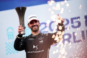 Vergne shines to score podium in Berlin Formula E second race for DS Penske