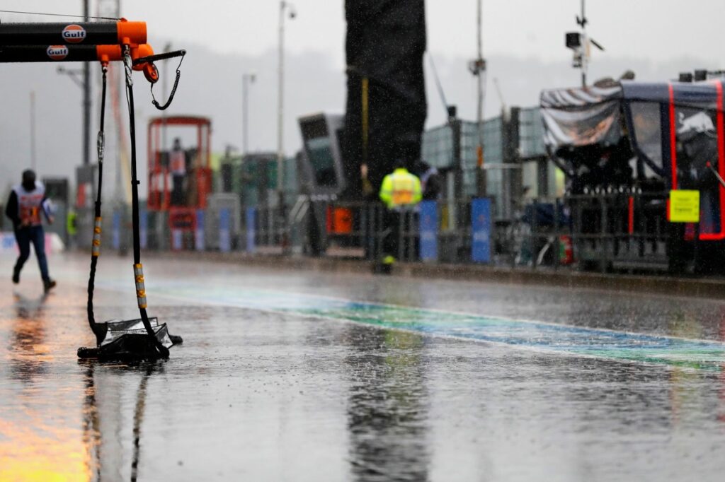 How rain in F1 Belgian GP could wreck Pirelli’s strategy experiment