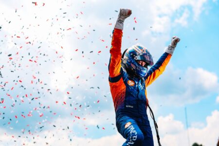Dixon pounces on late Palou error to take victory