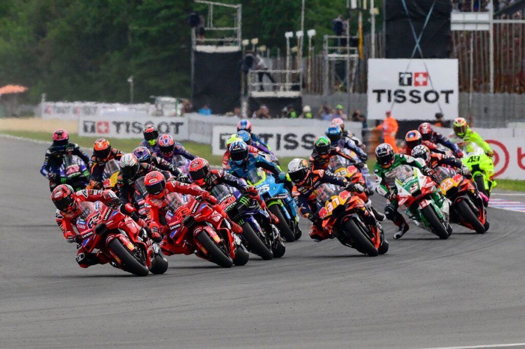 Marc Marquez wins sprint despite tyre pressure issues  