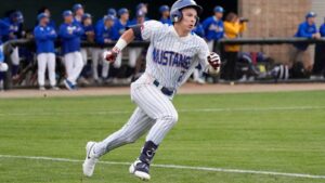 Nationals take high school shortstop Eli Willits, son of ex-MLBer Reggie, with No. 1 pick in draft