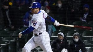 Cubs’ Ian Happ says he won’t need IL stint after fouling a ball off his shin