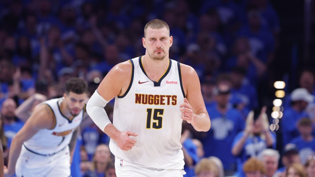 Nikola Jokic reportedly tells Nuggets he will not sign extension this summer