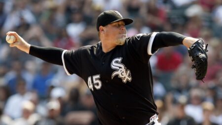 Bobby Jenks, 2-time All-Star closer and World Series champion with the Chicago White Sox, dies at 44