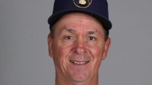 Brewers hitting coach Al LeBoeuf returns to team after cancer surgery