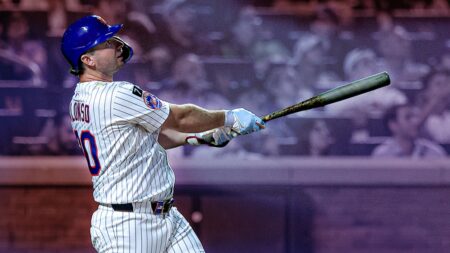Pete Alonso breaks team's home run record — now make him a forever Met