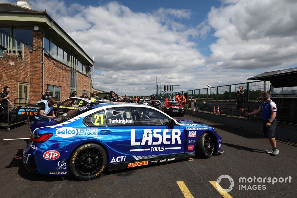 Colin Turkington, Team BMW WSR BMW 330e M Sport
