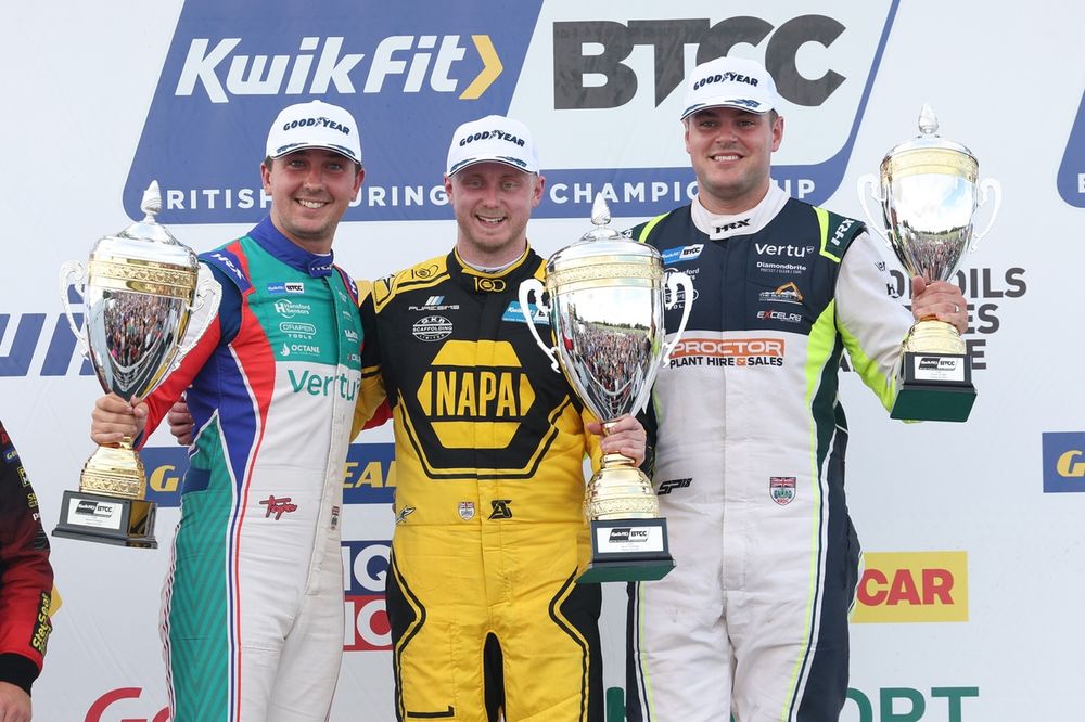 Ingram turned a 10-point deficit into an eight-point lead over Sutton at Croft