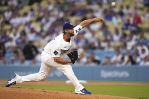 Clayton Kershaw is masterful again in Dodgers’ win over Reds
