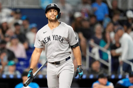 What’s wrong with the New York Yankees? And how hot is manager Aaron Boone’s seat?