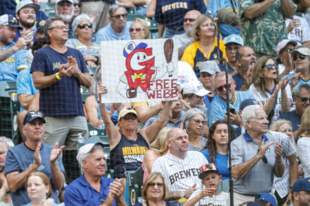 Brewers beat Pirates to win 12th straight game, trigger rare free burgers promotion from George Webb