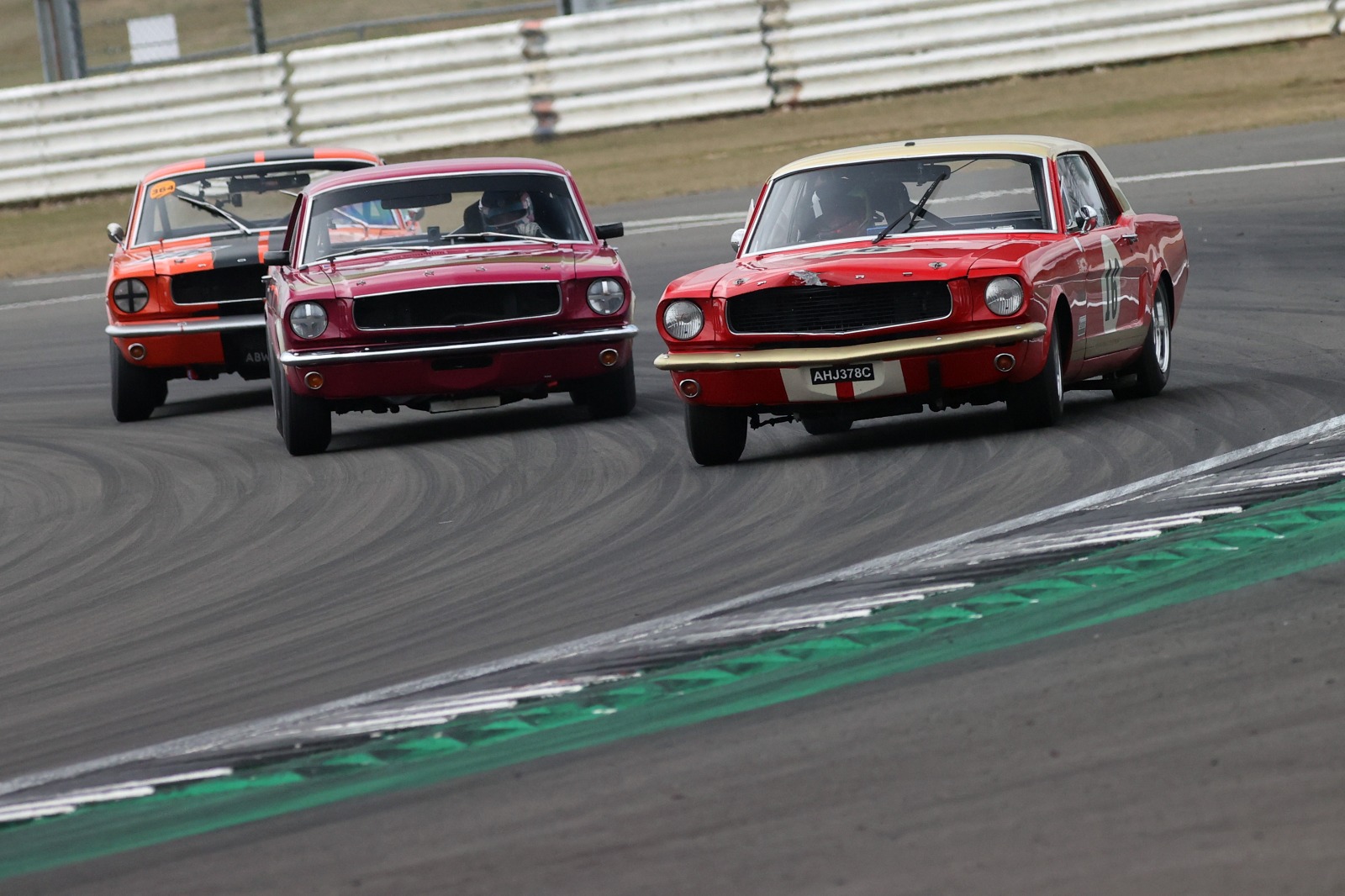 Just 0.8s covered the top three at the end of the Transatlantic Touring Car Trophy.