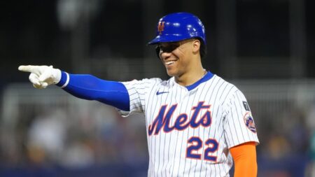 SEE IT: Mets' Juan Soto shuffle delights crowd at 2025 MLB Little League Classic