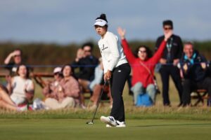 All to play for as chasing pack close in on Yamashita