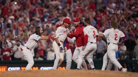 Trea Turner stars all night as Phillies top Braves in 10th inning – NBC Sports Philadelphia