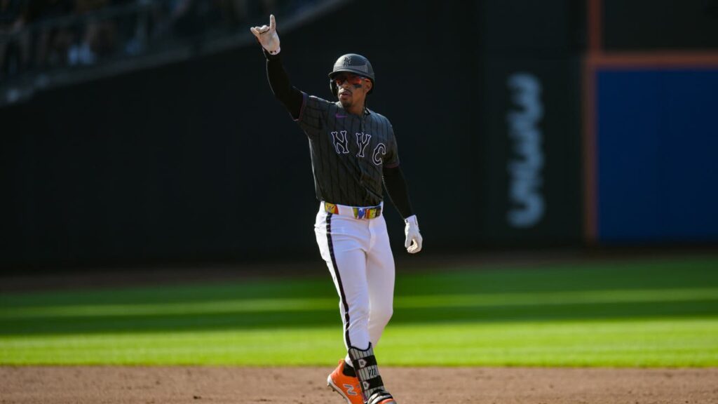 Francisco Lindor stays hot, Mets support Nolan McLean's scoreless debut in 3-1 win over Mariners