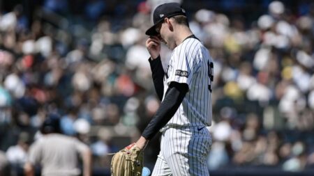 Yankees react to another 'unacceptable' series loss to Red Sox