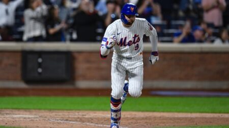 Mets' show of grit vs. Phillies needed to achieve NL East, October goals