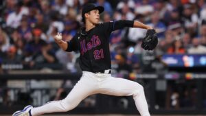 SEE IT: Mets' Jonah Tong tosses six-pitch first inning in MLB debut