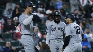 Trent Grisham's grand slam powers Yankees to 10-2 win over White Sox
