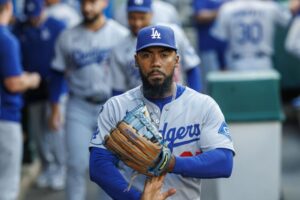 Letters to Sports: Dodgers’ problems are more than Teoscar Hernández’s defense