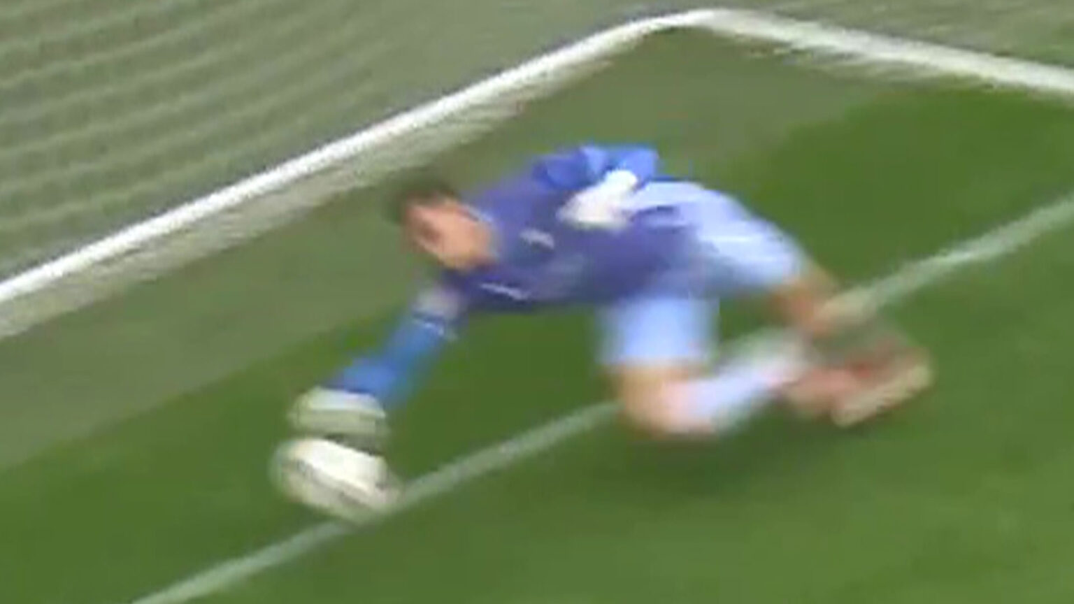 ‘Send him back’ – Man Utd fans in tears as footage emerges of on-loan keeper Radek Vitek’s wondersave amid Onana woes