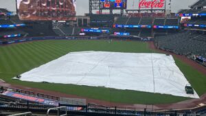 Start of Wednesday's Mets-Braves game delayed due to impending weather
