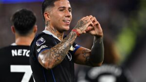 West Ham vs Chelsea LIVE SCORE: Ezno scores the Blues’ third after Estevao’s sublime assist in Prem thriller – updates