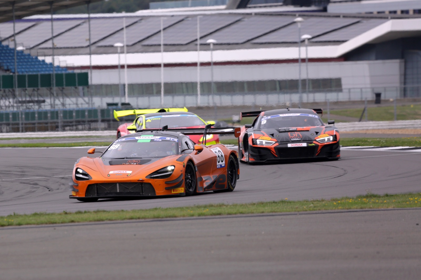 Kell father-and-son duo won eventful GT Cup enduro