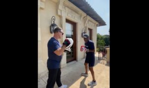 The Legend Continues: Sugar Ray Leonard’s Hand Speed at 69