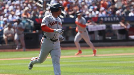 Devers homers early and Giants blank Nationals 5-0