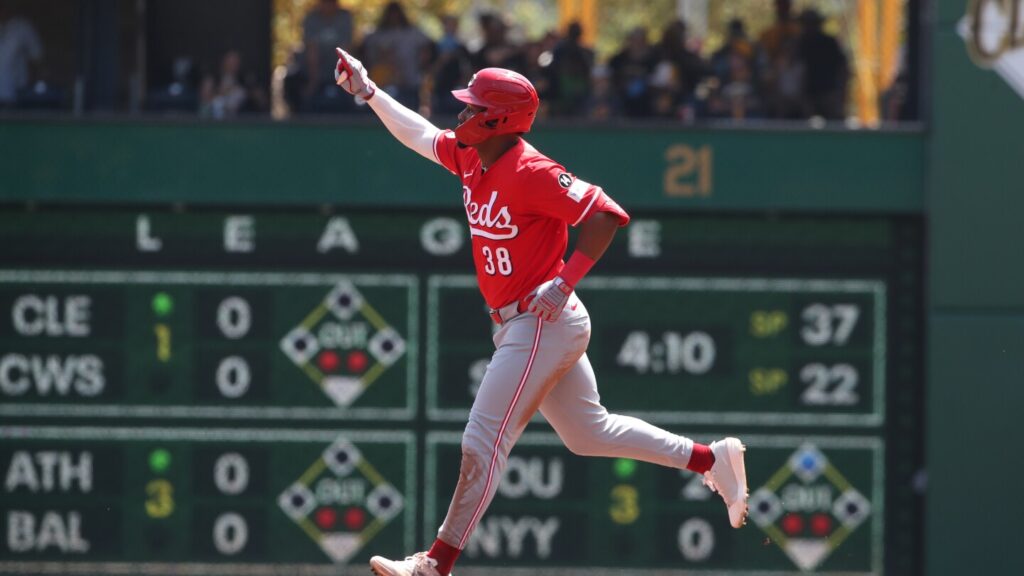 Reds beat Pirates 14-8, Andujar hits first home run with Cincinnati