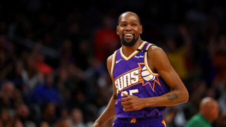 Durant, Rockets reportedly have ‘no sense of urgency’ to get contract extension done
