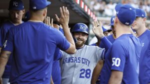 Royals at White Sox Prediction: Odds, expert picks, starting pitchers, betting trends, stats for August 25
