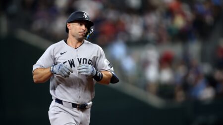 Yankees 1B Paul Goldschmidt has a right knee sprain and may go on IL