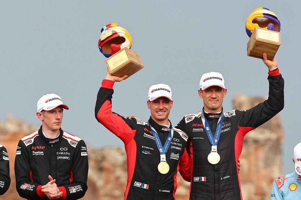 Ogier has put the pressure on Evans to hold on for a first WRC title