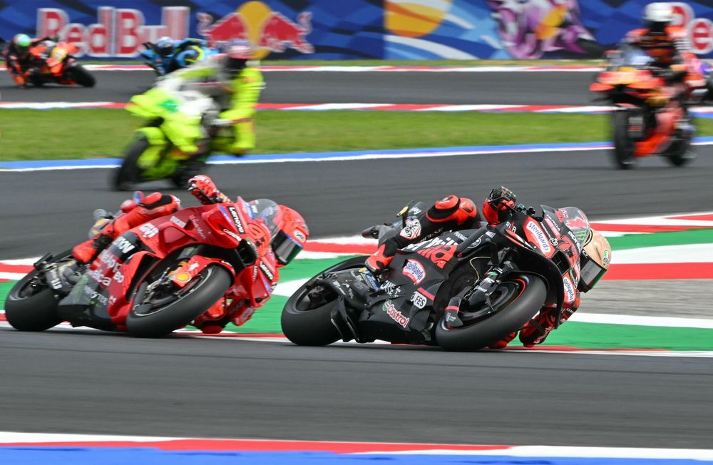 Marco Bezzecchi, Aprilia Racing, Marc Marquez, Ducati Team