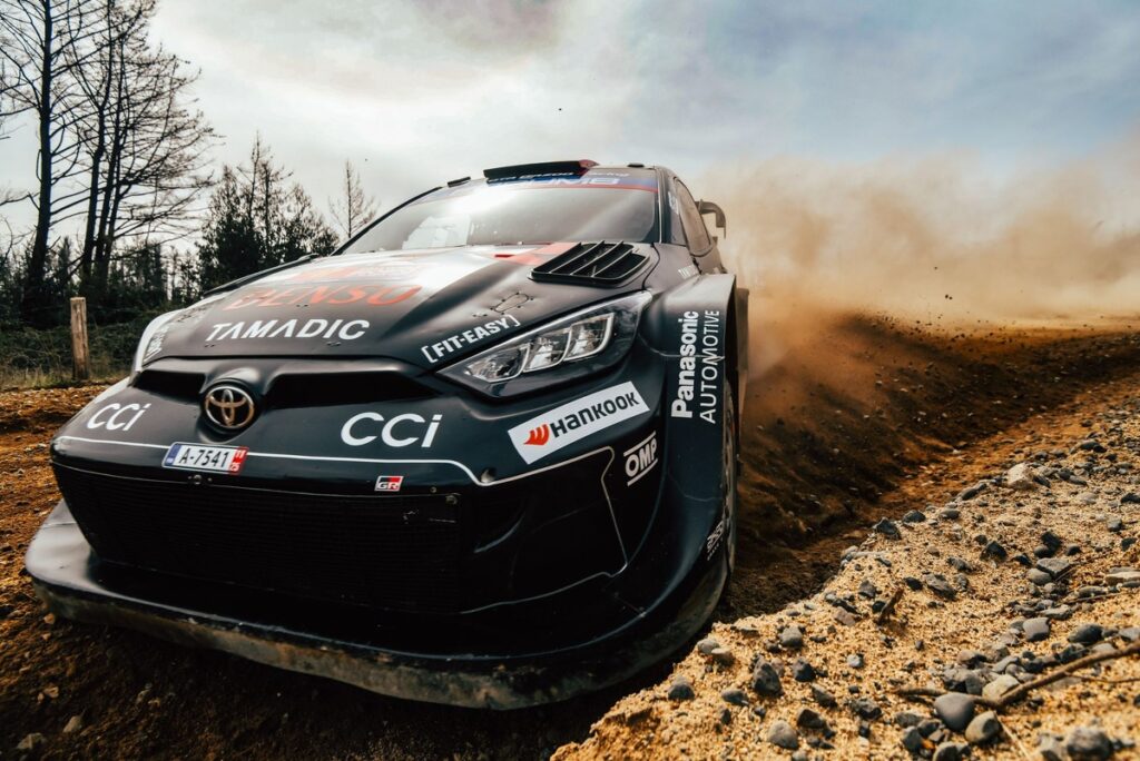 Ogier leads title race with victory, Solberg seals WRC2 crown