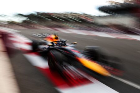 How Verstappen adapted to Baku’s changing conditions to beat Sainz to F1 pole