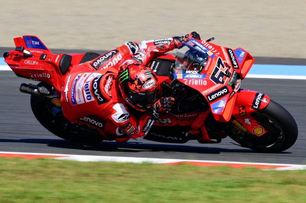 Resurgent Bagnaia claims pole, Marquez third