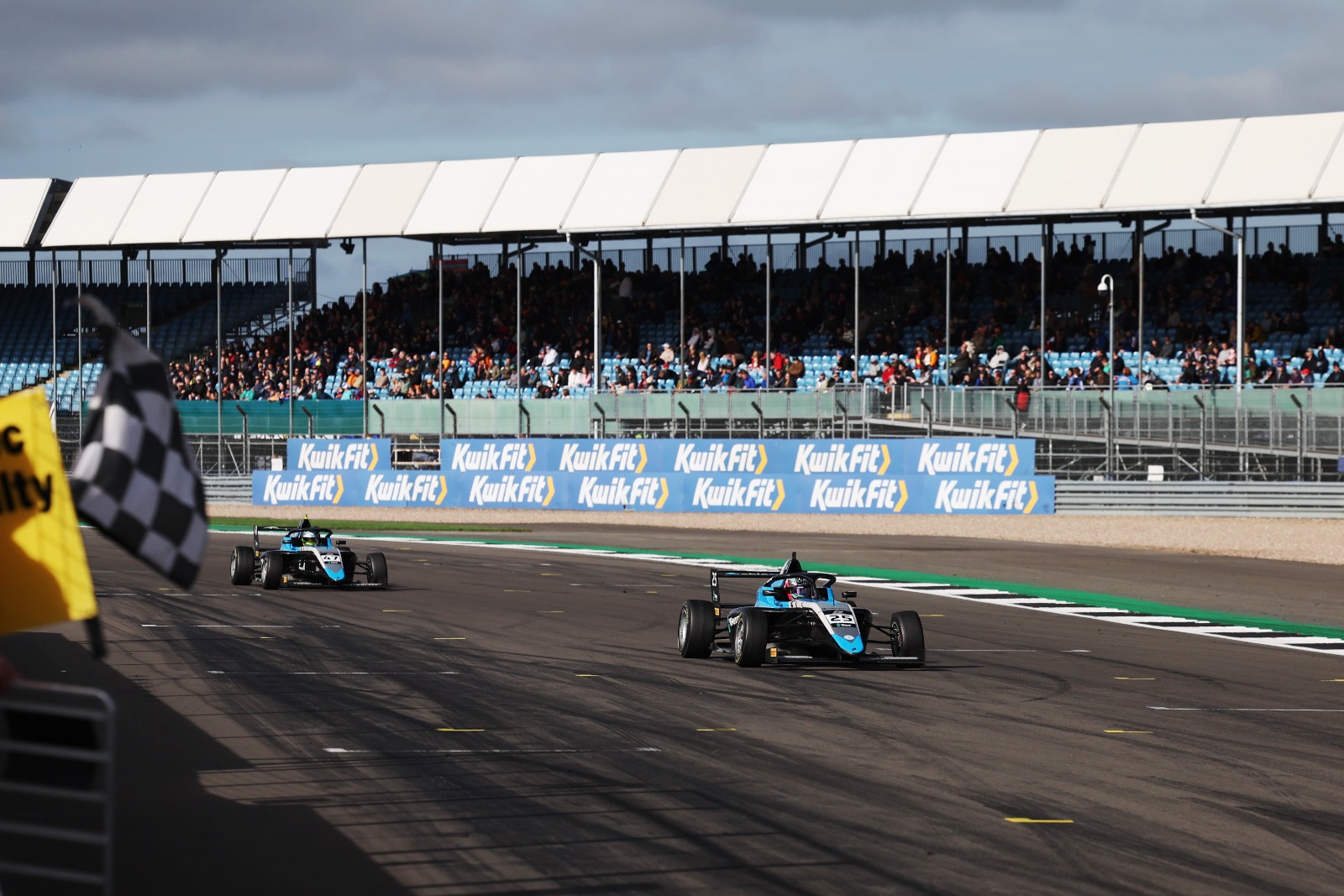 Jeff-Hall is now the 14th different British F4 winner of 2025 after super Brooklands double pass