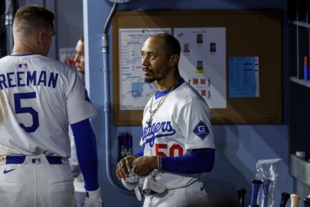 Can the Dodgers fix their ailing offense? It starts with better health — and team at-bats
