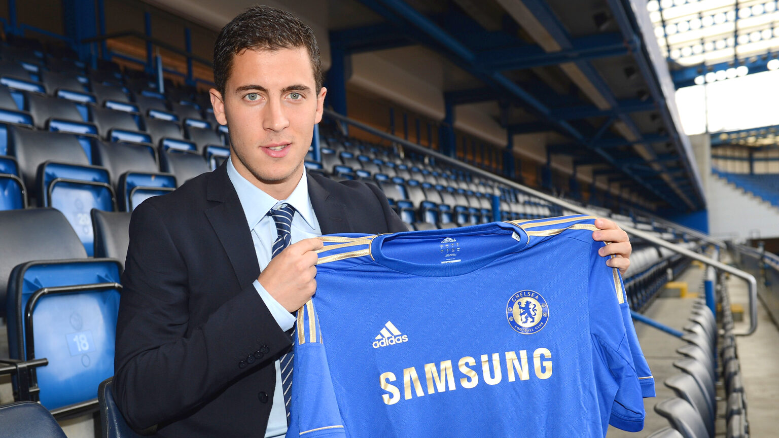 Man Utd lost out on Eden Hazard and ended up with Shinji Kagawa in sliding doors moment that could see Chelsea punished