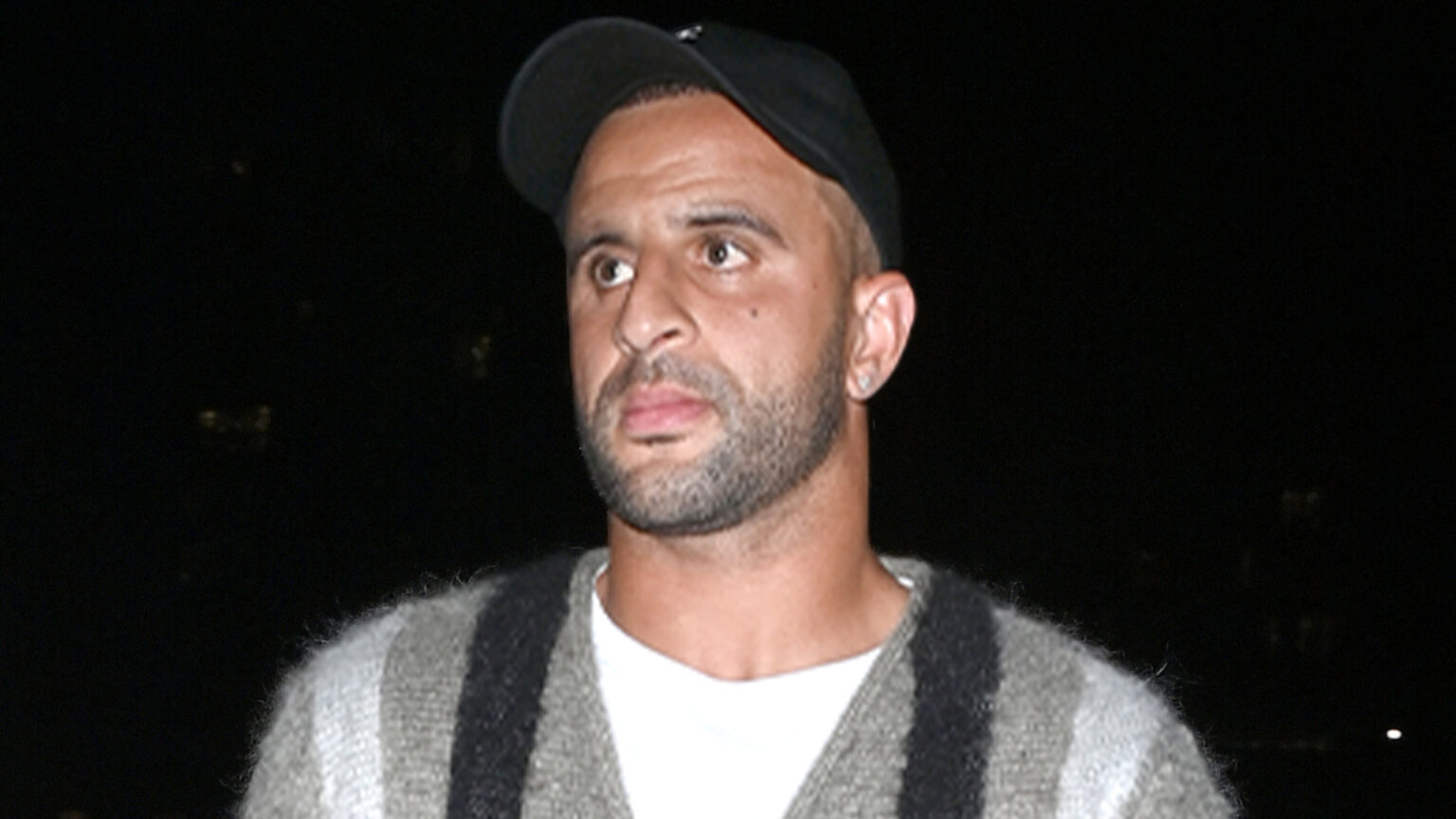 Kyle Walker goes for dinner with former Man City team-mates days before playing against them in emotional Etihad return
