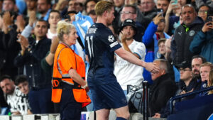 Heartbreak for Kevin De Bruyne as Man City legend is forced off just 26 minutes into Etihad return with Napoli