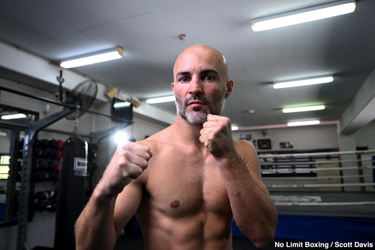 Image: Liam Paro vs. David Papot on September 18 in Brisbane, Australia