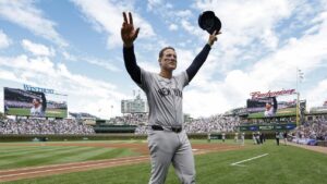 Anthony Rizzo, who played parts of four seasons with Yankees, announces retirement from baseball